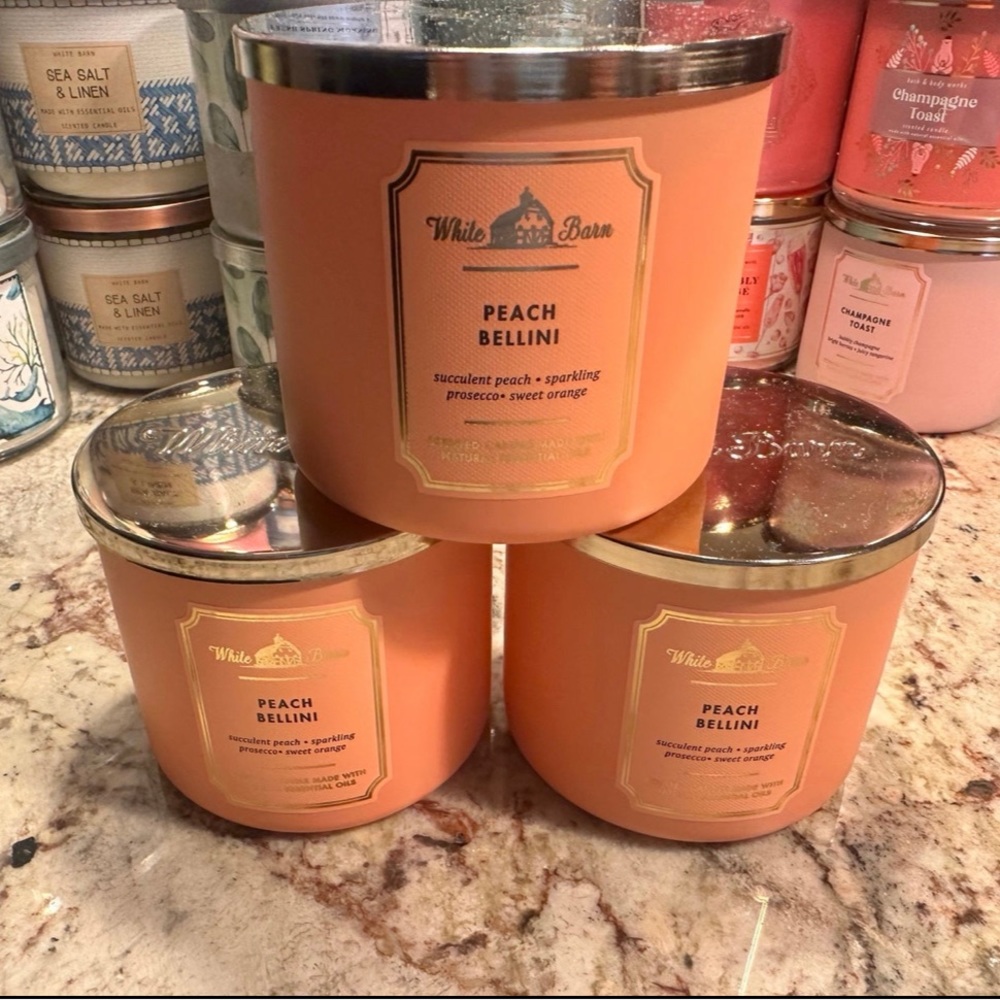 (ONE) B&BW/White Barn candle- 1x PEACH BELLINI 3 wick candle NEW!!!